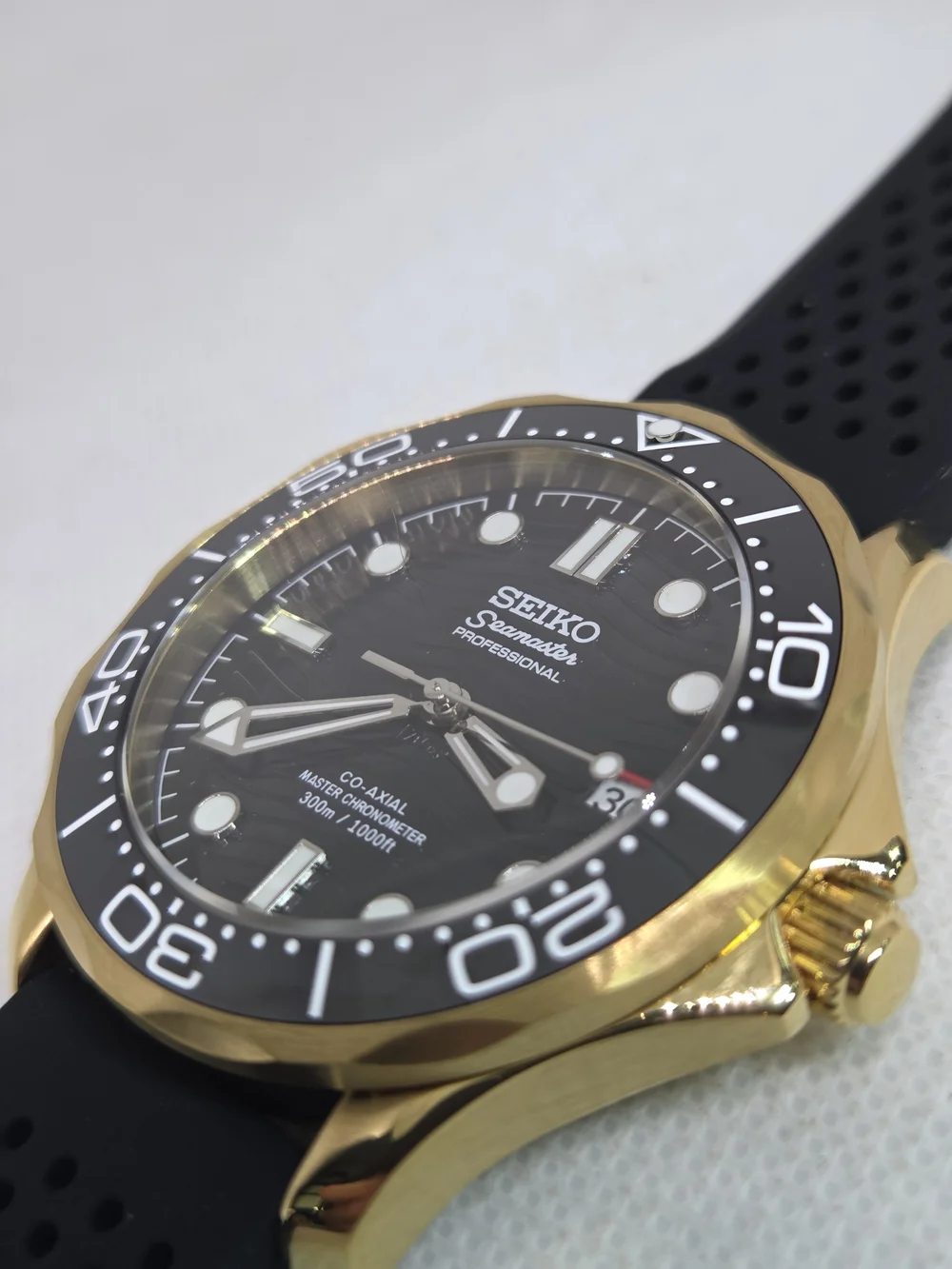 Custom 41mm Automatic Seiko Mod Watch Gold Seamaster with Black Dial NH35